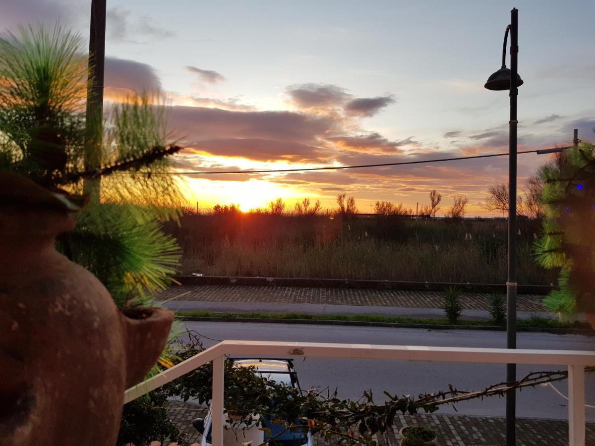 Bed and Breakfast Mari En Castel Volturno Exterior foto