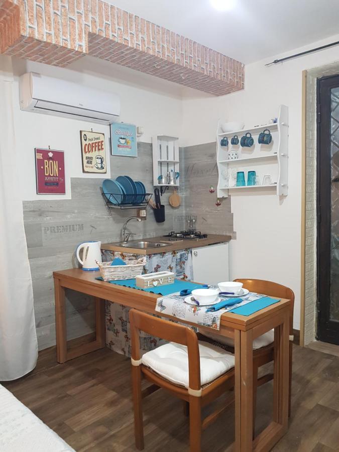 Bed and Breakfast Mari En Castel Volturno Exterior foto